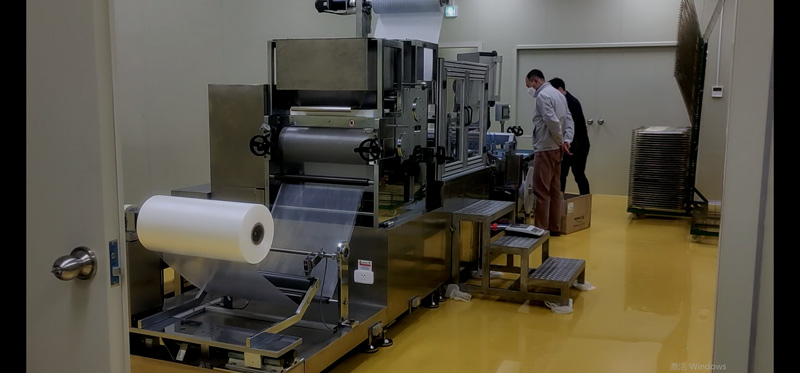 Hydrogel coater
